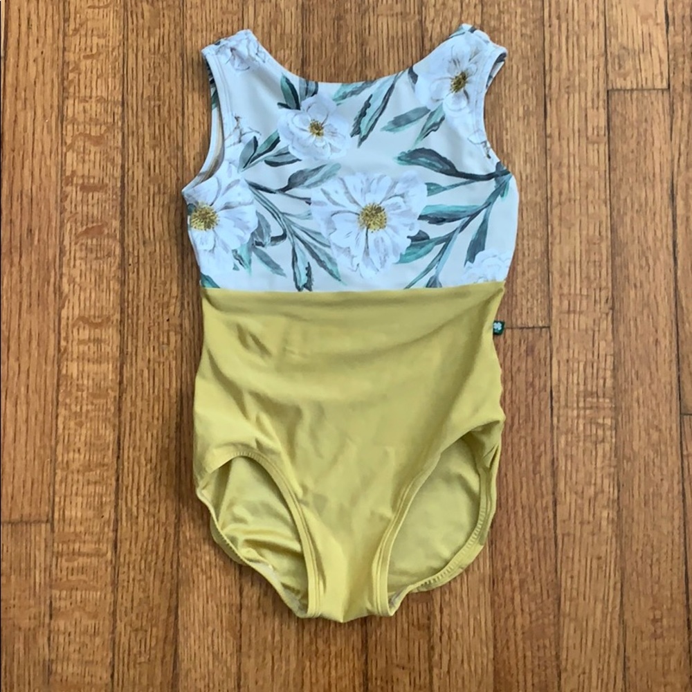 Gold Floral LuckyLeo
